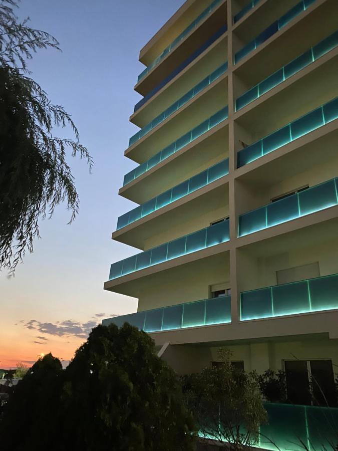 Vela Luxury Sea View Apartments - Marina Surf Năvodari Exterior foto
